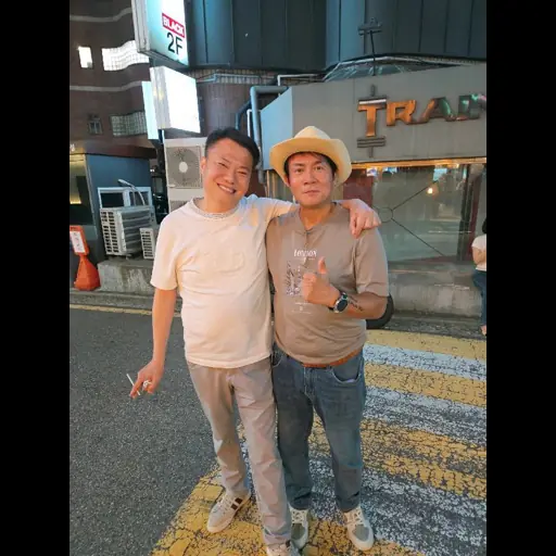 REZU 각하